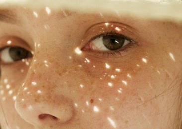 Probé los mejores protectores solares faciales con color del momento: reemplazan la base de maquillaje y protegen sin dejar el rostro blanco